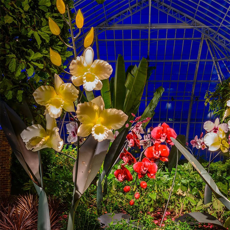 Outdoor Flower Glass Lamp